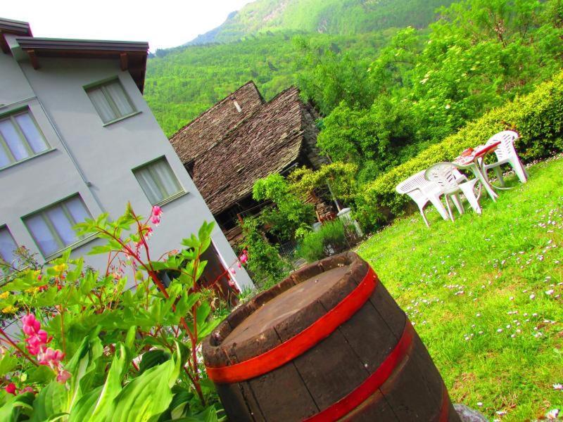 Casa Vacanza Pizzo Camino Calasca-Castiglione Extérieur photo